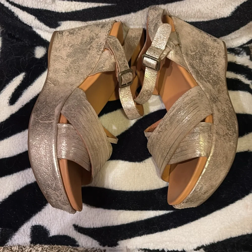 Kork-Ease Metallic Gold Platform Sandals